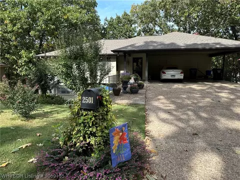 2501 Houston St, Fort Smith, AR 72901 photo 3