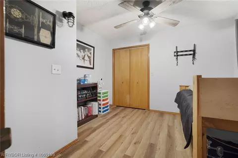 Bedroom - 508 Timber Ridge Rd, Howe, OK 74940 photo 3 of 8