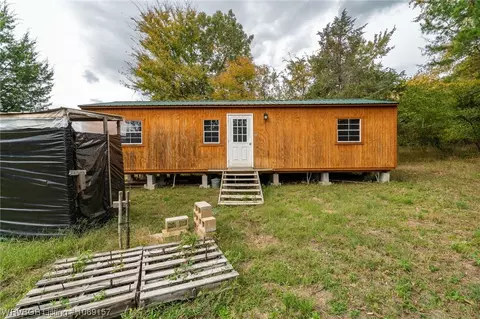 24195 Shadwick Rd, Howe, OK 74940 photo 2