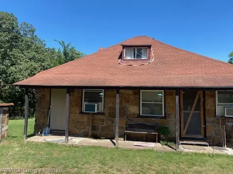 10022 Highway 59, Cedarville, AR 72932