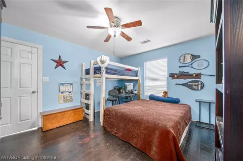 Bedroom - 502 Meadows Ln, Pocola, OK 74902 photo 9 of 9