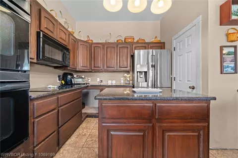Kitchen - 502 Meadows Ln, Pocola, OK 74902 photo 4 of 4