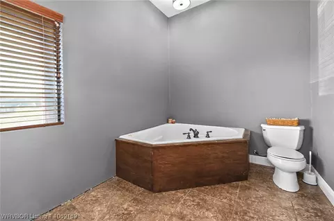 Bath - 502 Meadows Ln, Pocola, OK 74902 photo 3 of 6