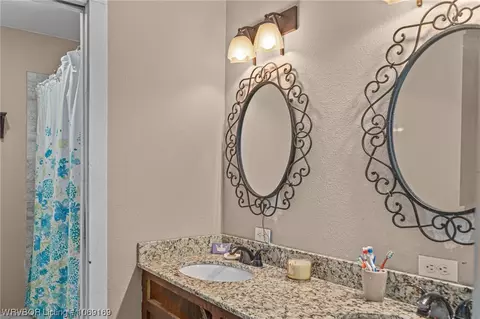 Bath - 502 Meadows Ln, Pocola, OK 74902 photo 4 of 6
