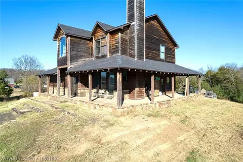 Exterior - 502 Meadows Ln, Pocola, OK 74902 photo 6 of 7