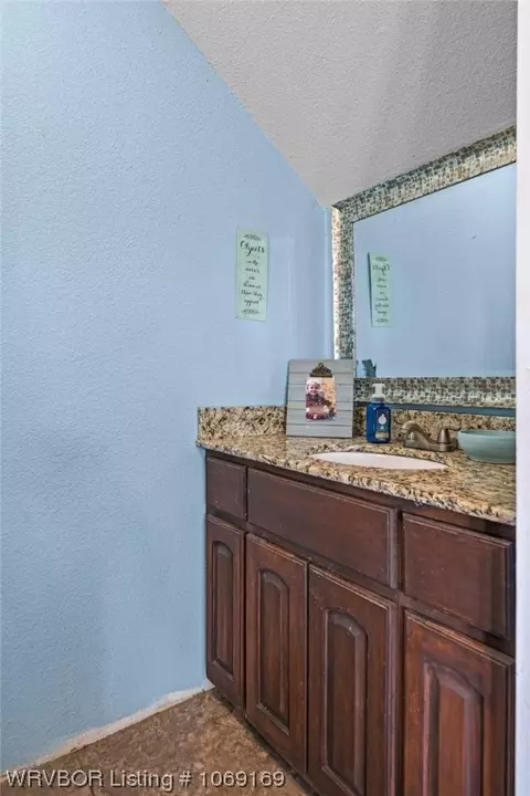 Bath - 502 Meadows Ln, Pocola, OK 74902 photo 6 of 6
