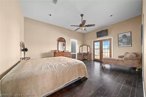 Bedroom - 502 Meadows Ln, Pocola, OK 74902 photo 2 of 9
