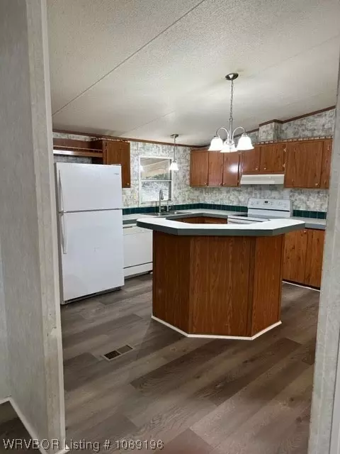 495 Lara Ave, Waldron, AR 72958 photo 3