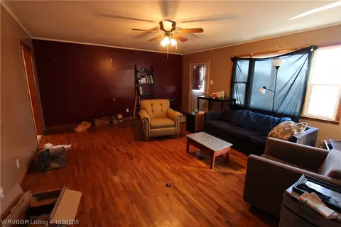 925 Lakeview Dr, Alma, AR 72921 photo 3