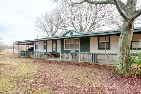 914 Newton St, Charleston, AR 72933