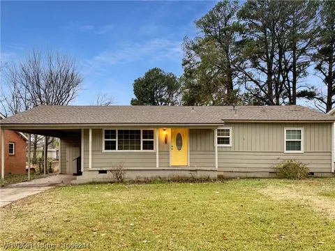 3820 Crystal Ln, Fort Smith, AR 72904