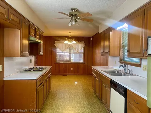 4400 Wynnewood Dr, Fort Smith, AR 72904 photo 3