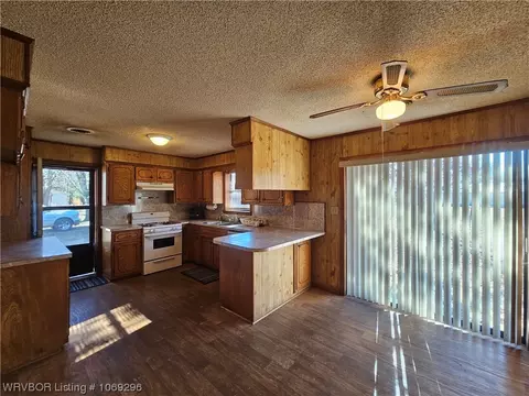 1309 Maple St, Scranton, AR 72863 photo 5