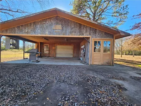 1309 Maple St, Scranton, AR 72863 photo 2