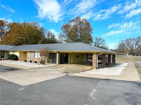 101 Doris Dr #66, Sallisaw, OK 74955