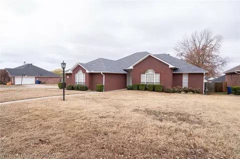 7312 Millennium Dr, Fort Smith, AR 72916 photo 3