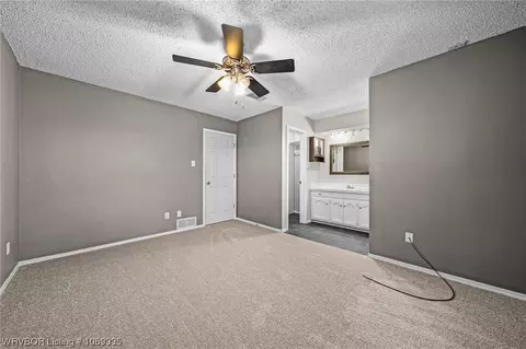 9009 Bryn Mawr Cir, Fort Smith, AR 72908 photo 13