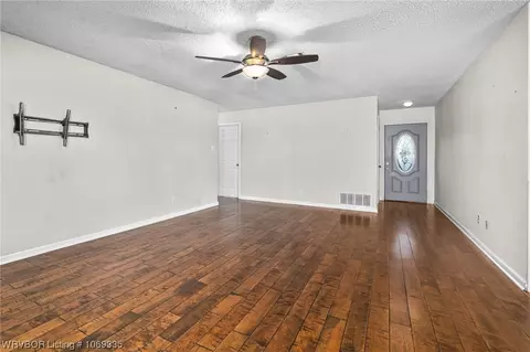 9009 Bryn Mawr Cir, Fort Smith, AR 72908 photo 4