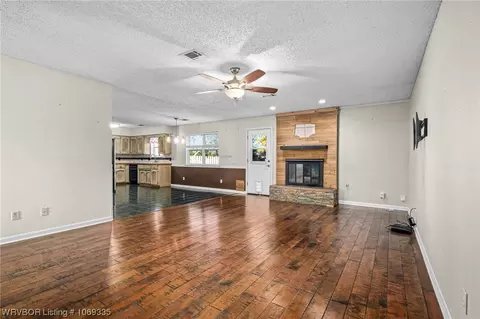 9009 Bryn Mawr Cir, Fort Smith, AR 72908 photo 6