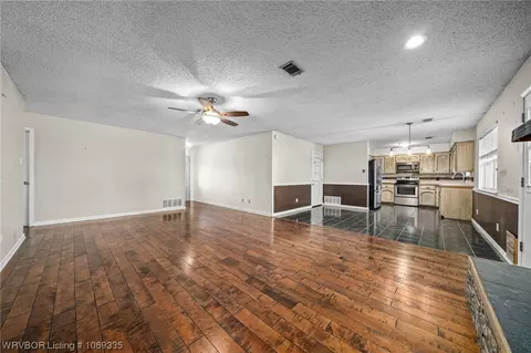 9009 Bryn Mawr Cir, Fort Smith, AR 72908 photo 5