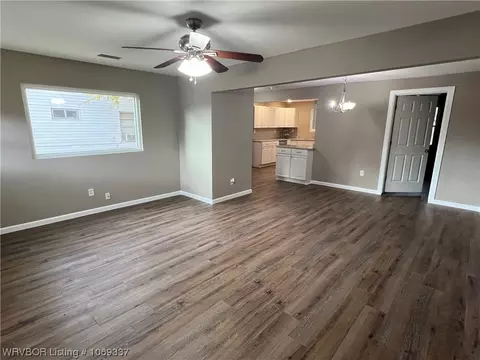 3421 Santa Fe St, Fort Smith, AR 72904 photo 2
