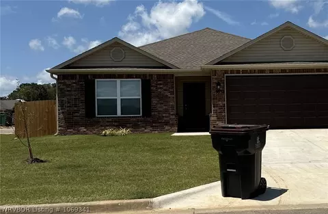 10632 Pine Way, Fort Smith, AR 72916