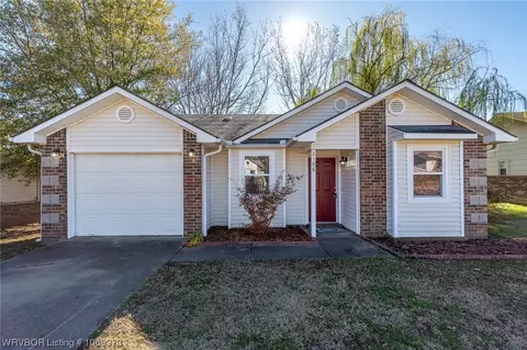 2108 Williams St, Van Buren, AR 72956