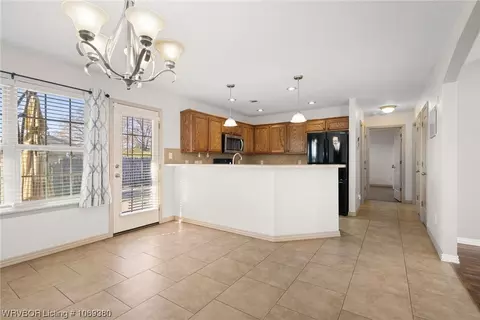 Kitchen - 317 Skagway Ln, Barling, AR 72923 photo 1 of 7