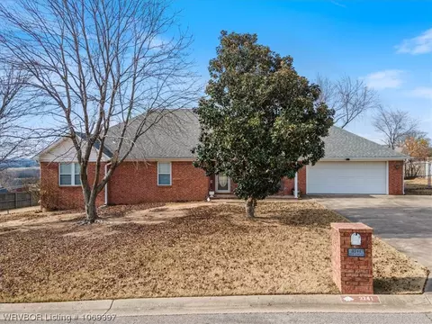 3241 32nd Ter, Van Buren, AR 72956