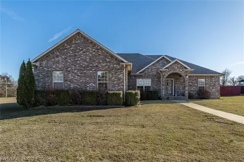 2406 Mountain Grove Rd, Alma, AR 72921