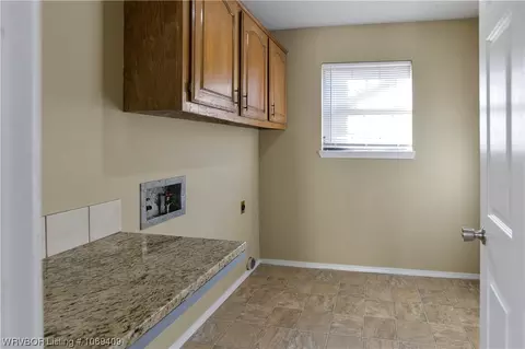 2401 Pine Ln, Barling, AR 72923 photo 8