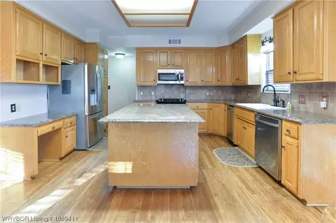Kitchen - 2411 L St, Barling, AR 72923 photo 2 of 3