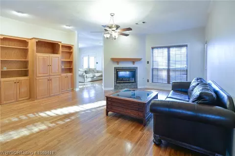 Living - 2411 L St, Barling, AR 72923 photo 1 of 5