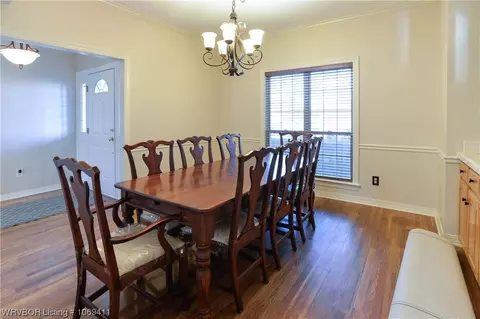 Dining - 2411 L St, Barling, AR 72923 photo 1 of 1