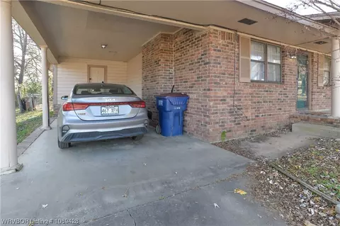 4900-4902 Summit St, Fort Smith, AR 72903 photo 3