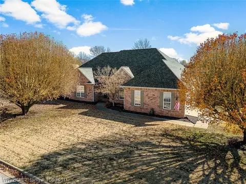 3935 Chesapeake St, Springdale, AR 72762