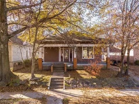 709 N 35th St, Fort Smith, AR 72904 photo 1
