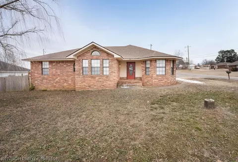 1021 Daisy St, Greenwood, AR 72936