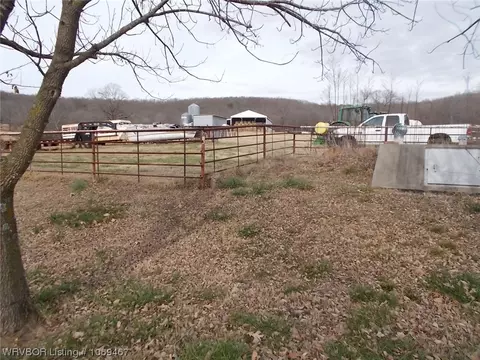 Exterior - 457655 E 1013 Rd, Vian, OK 74962 photo 14 of 16