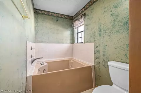 Bath - 8707 Jackson St, Fort Smith, AR 72903 photo 7 of 7