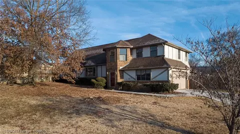 8707 Jackson St, Fort Smith, AR 72903