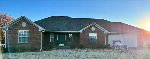 711 Spruce St, Van Buren, AR 72956