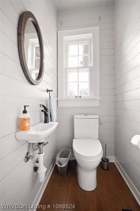 Bath - 2814 Reeder St, Fort Smith, AR 72901 photo 1 of 7