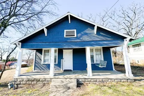 311 Fayetteville Rd, Van Buren, AR 72956
