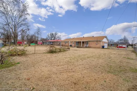 Exterior - 7701 Southridge Dr, Fort Smith, AR 72908 photo 11 of 11