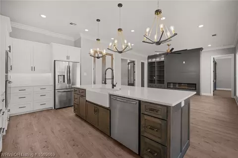 Kitchen - 809 Eagle Trace Cir, Alma, AR 72921 photo 5 of 5