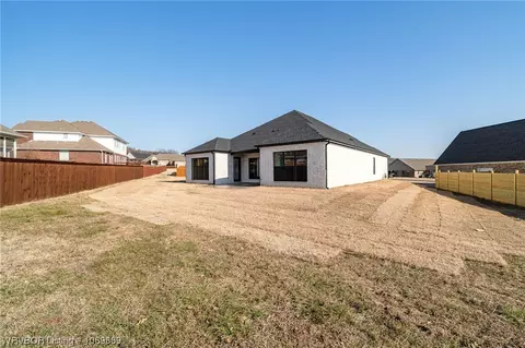 Exterior - 809 Eagle Trace Cir, Alma, AR 72921 photo 6 of 7