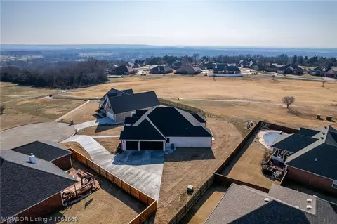 View/Area - 809 Eagle Trace Cir, Alma, AR 72921 photo 1 of 4