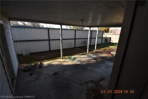 710 Choctaw Ave, Sallisaw, OK 74955 photo 9