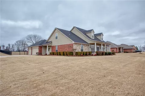 Exterior - 11212 Northfield Ct, Fort Smith, AR 72916 photo 6 of 16